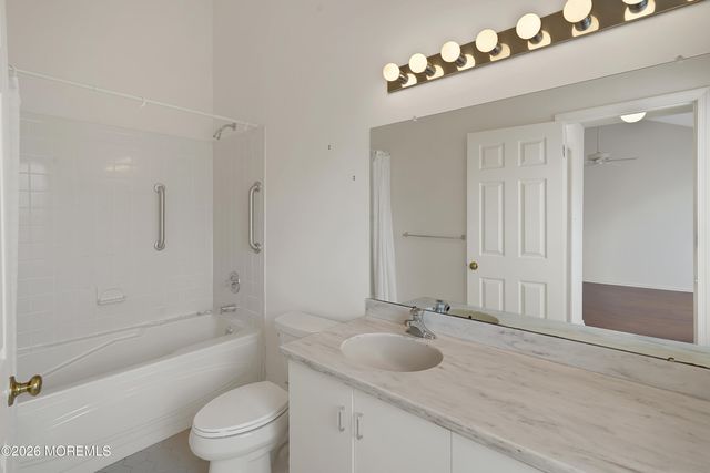 73 Tarpon Drive 7003, Sea Girt, NJ 08750