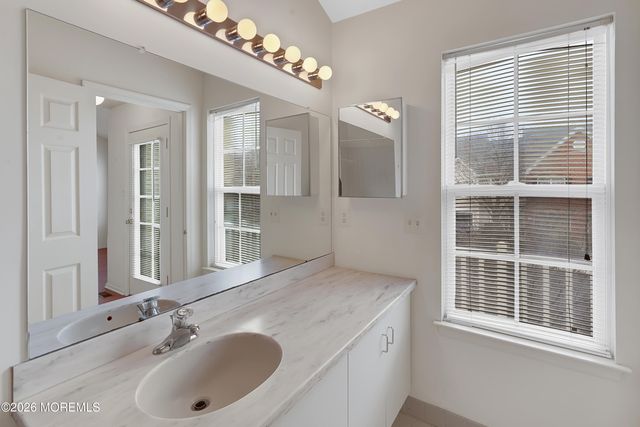 73 Tarpon Drive 7003, Sea Girt, NJ 08750