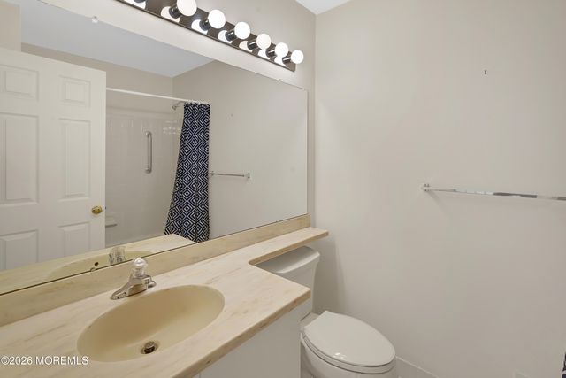 73 Tarpon Drive 7003, Sea Girt, NJ 08750