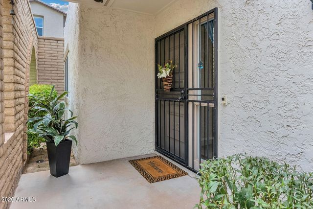 7839 E VERNON Avenue, Scottsdale, AZ 85257
