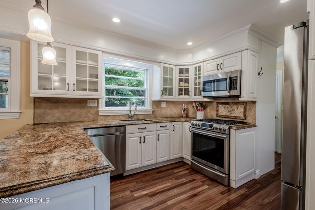 17 Stephens Drive, East Brunswick, NJ 08816