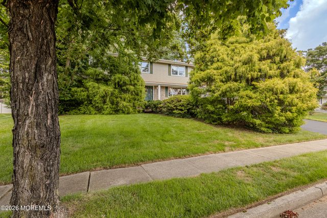 17 Stephens Drive, East Brunswick, NJ 08816