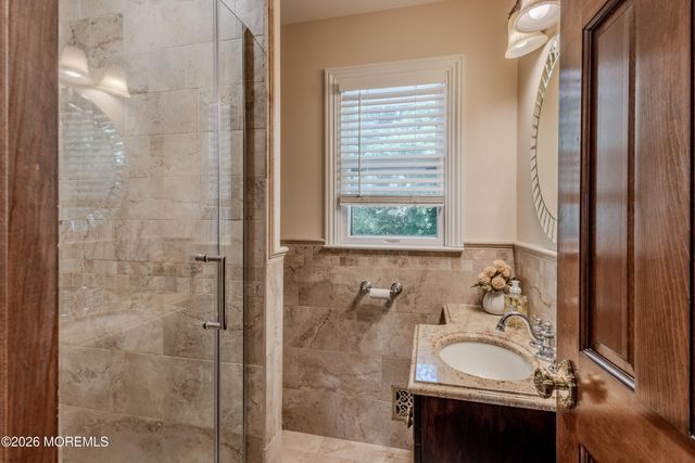 17 Stephens Drive, East Brunswick, NJ 08816