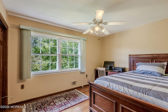 17 Stephens Drive, East Brunswick, NJ 08816