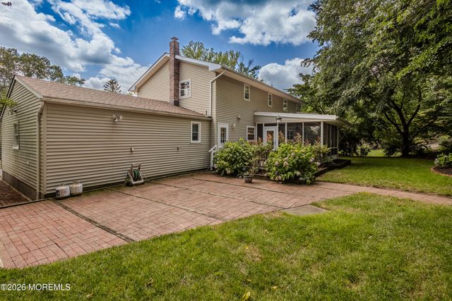 17 Stephens Drive, East Brunswick, NJ 08816