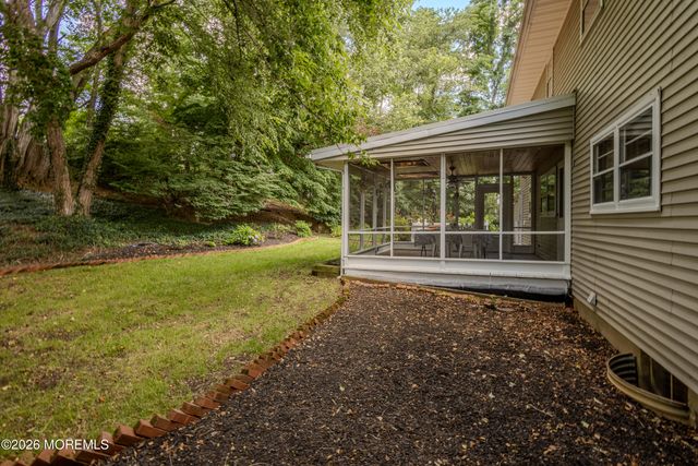 17 Stephens Drive, East Brunswick, NJ 08816