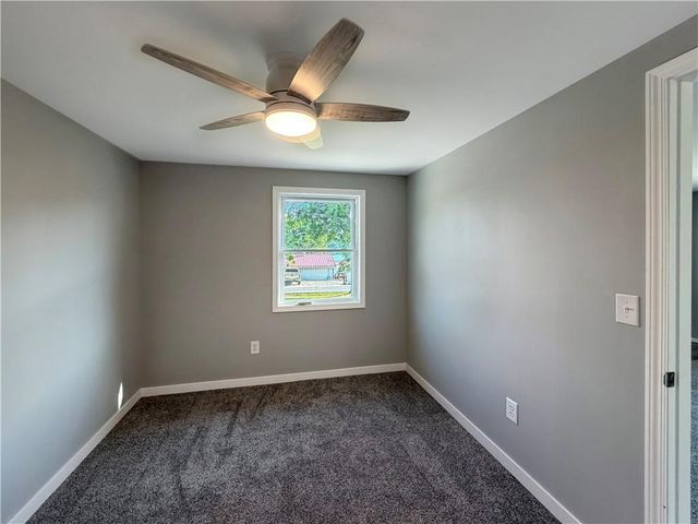 26657 Waterview Drive, Warsaw, MO 65355