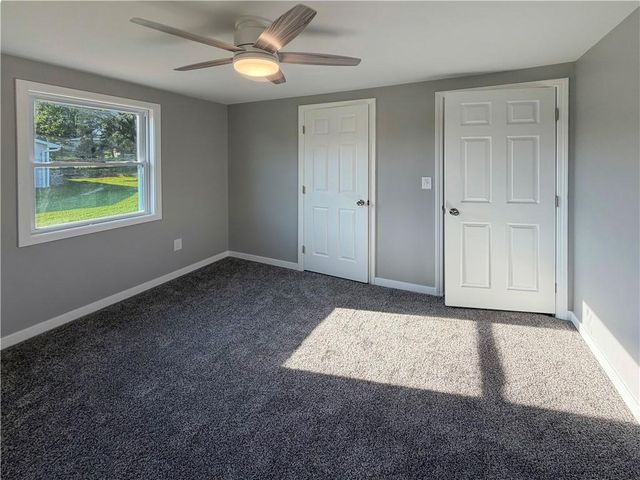 26657 Waterview Drive, Warsaw, MO 65355