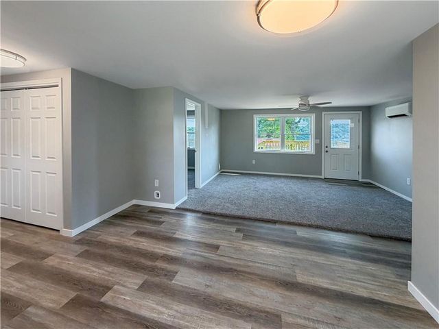 26657 Waterview Drive, Warsaw, MO 65355