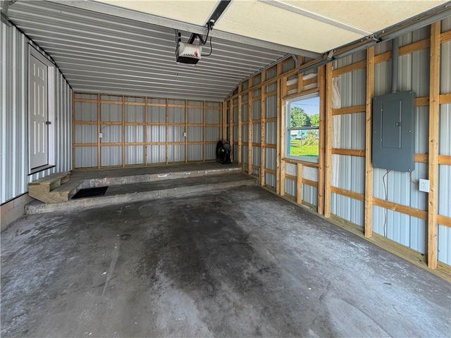 26657 Waterview Drive, Warsaw, MO 65355