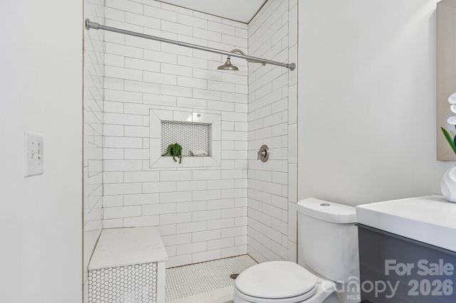 1101 W 1st Street 301, Charlotte, NC 28202