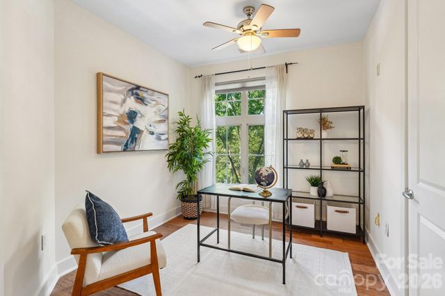 1101 W 1st Street 301, Charlotte, NC 28202