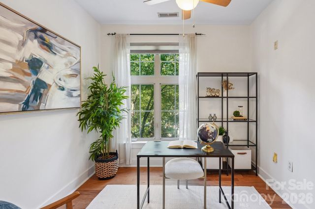 1101 W 1st Street 301, Charlotte, NC 28202