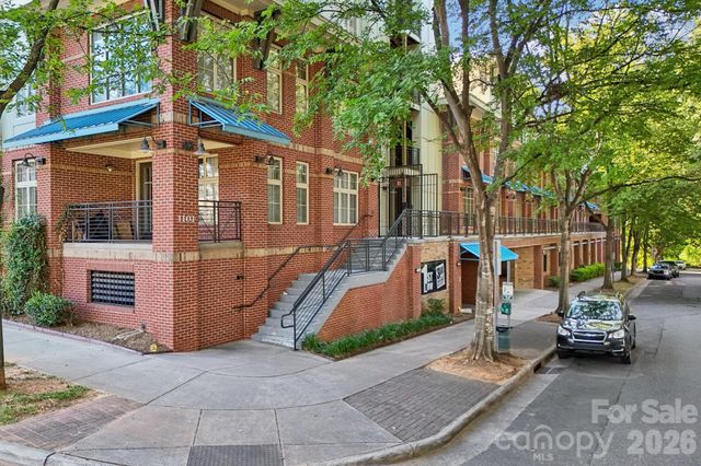 1101 W 1st Street 301, Charlotte, NC 28202