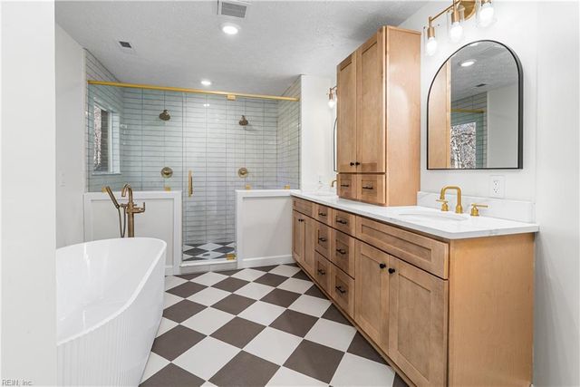 103 Osprey PT, Yorktown, VA 23692