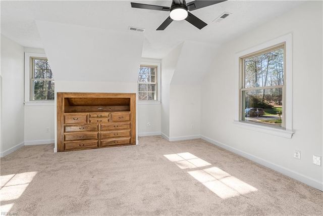 103 Osprey PT, Yorktown, VA 23692