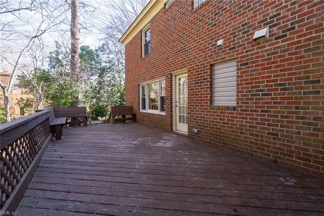 103 Osprey PT, Yorktown, VA 23692