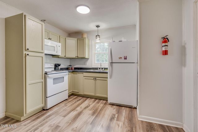103 Pelican Lane, Greeneville, TN 37743