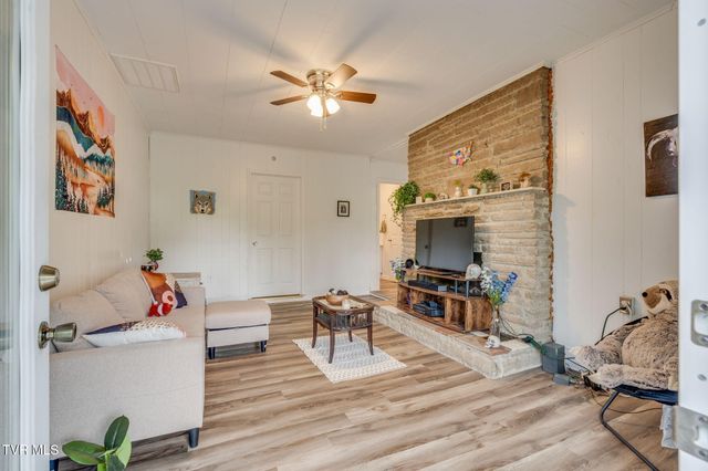 103 Pelican Lane, Greeneville, TN 37743