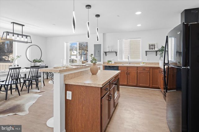 313 HOMBERG AVE, Baltimore, MD 21221