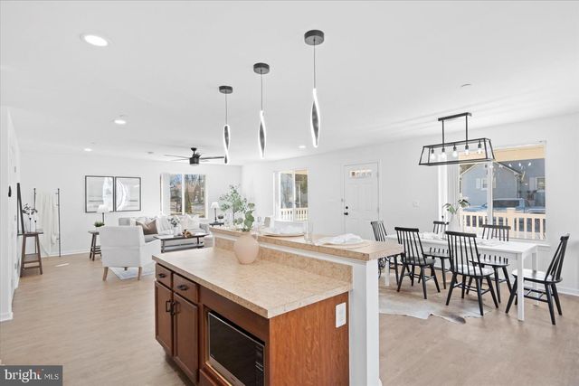 313 HOMBERG AVE, Baltimore, MD 21221