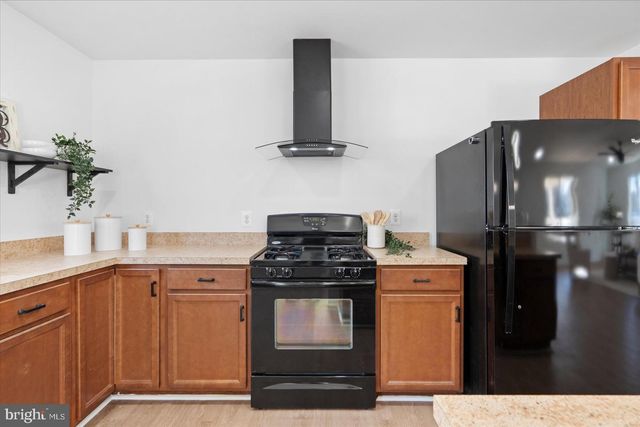 313 HOMBERG AVE, Baltimore, MD 21221