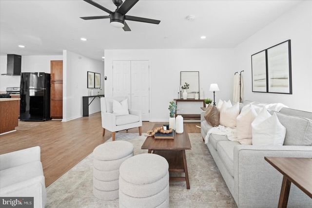 313 HOMBERG AVE, Baltimore, MD 21221