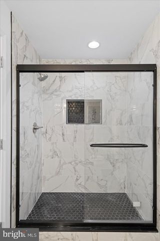 313 HOMBERG AVE, Baltimore, MD 21221