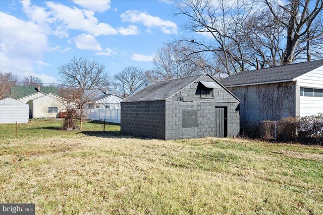 313 HOMBERG AVE, Baltimore, MD 21221