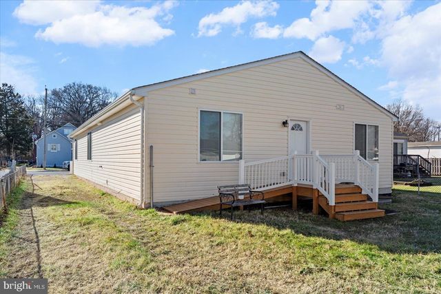 313 HOMBERG AVE, Baltimore, MD 21221