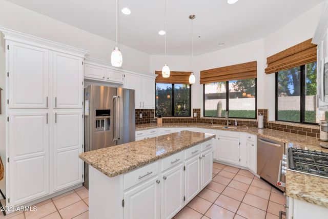 9080 E HILLERY Drive, Scottsdale, AZ 85260
