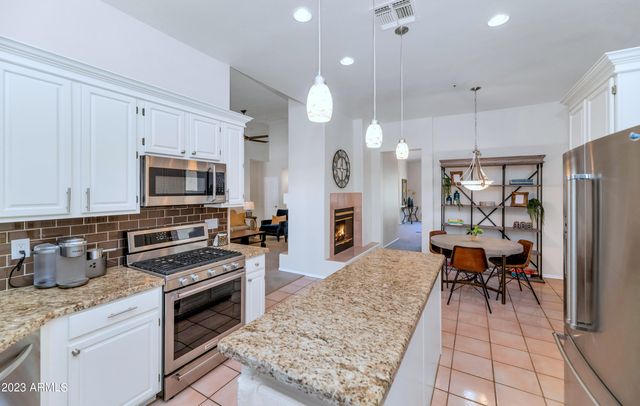 9080 E HILLERY Drive, Scottsdale, AZ 85260