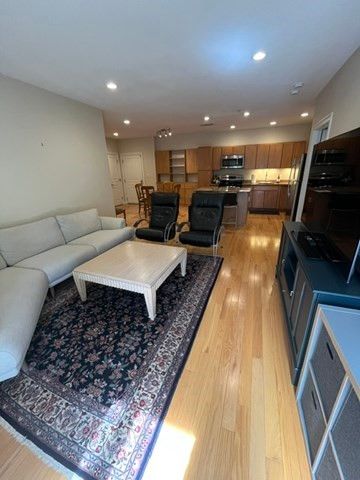 5 Repton Circle 5101, Watertown, MA 02472