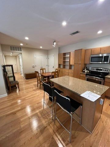 5 Repton Circle 5101, Watertown, MA 02472