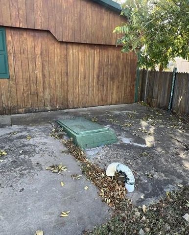 219 Arthur Drive, Howardwick, TX 79226