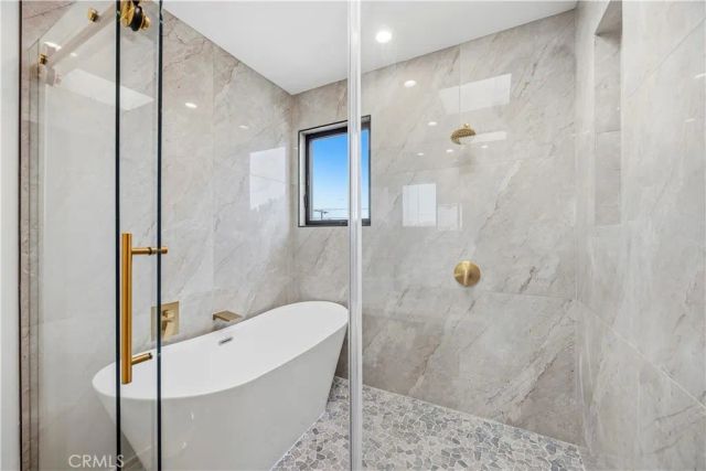 10156 Regent, Los Angeles, CA 90034