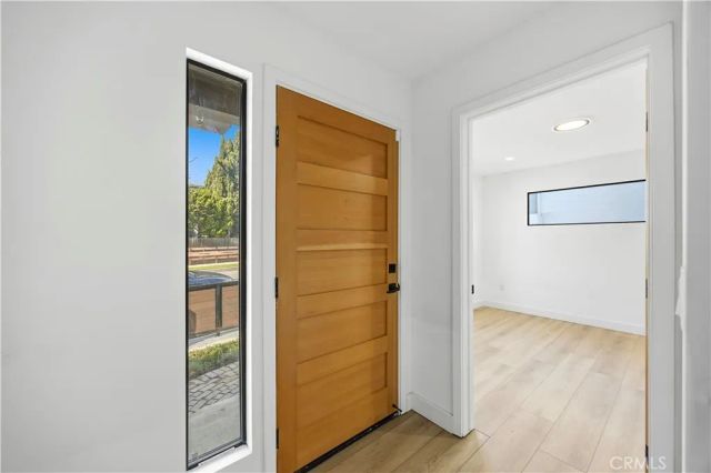 10156 Regent, Los Angeles, CA 90034