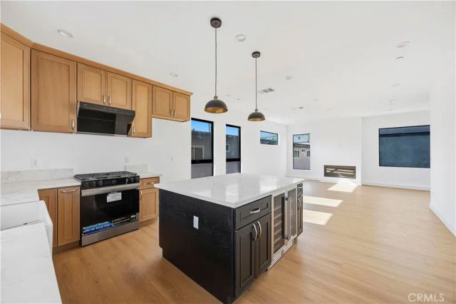 10156 Regent, Los Angeles, CA 90034