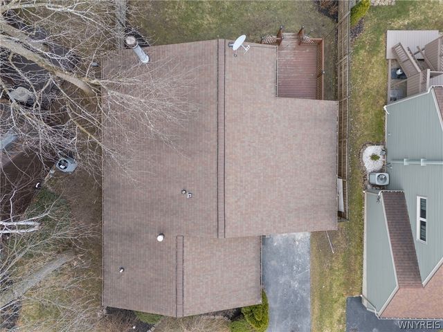 238 Brockmoore Drive, Amherst, NY 14051