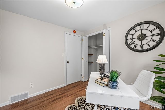 238 Brockmoore Drive, Amherst, NY 14051