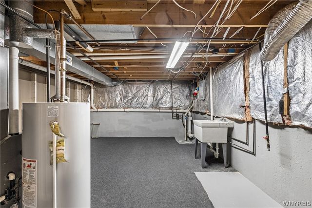 238 Brockmoore Drive, Amherst, NY 14051