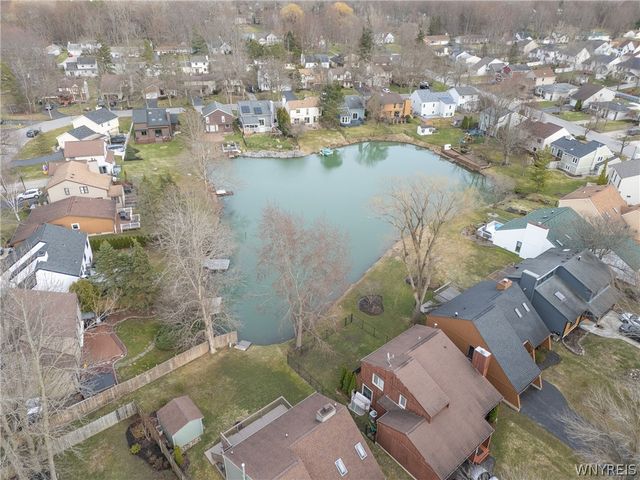 238 Brockmoore Drive, Amherst, NY 14051