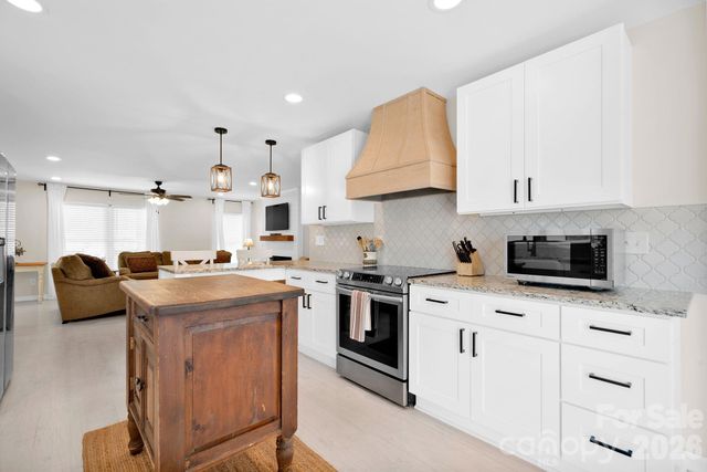 1252 Houston Mill Road, Conover, NC 28613