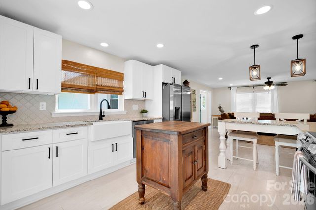 1252 Houston Mill Road, Conover, NC 28613