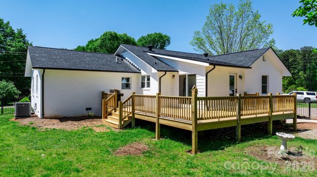 1252 Houston Mill Road, Conover, NC 28613