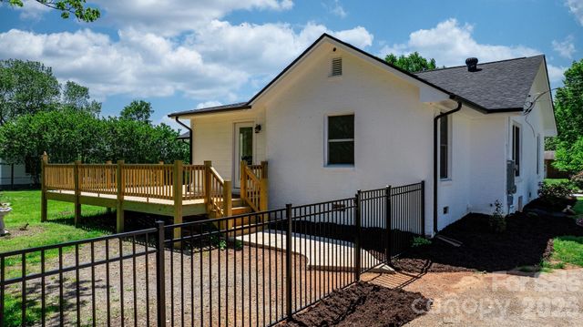 1252 Houston Mill Road, Conover, NC 28613