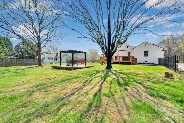 1252 Houston Mill Road, Conover, NC 28613