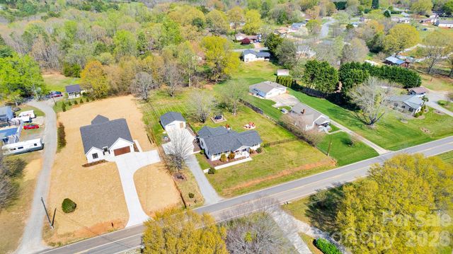 1252 Houston Mill Road, Conover, NC 28613