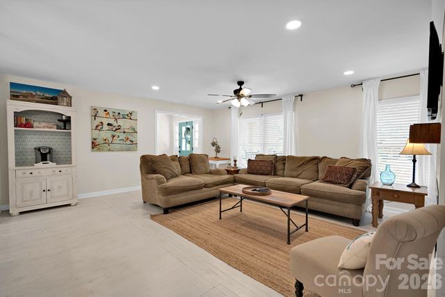 1252 Houston Mill Road, Conover, NC 28613