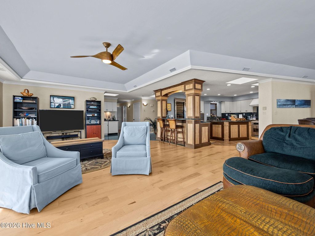 Image 16 of property listing at 1505 Salter Path Road M, Atlantic Beach, NC 28512